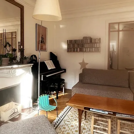 2 Steps From Place Pigalle - 6 People * Paris